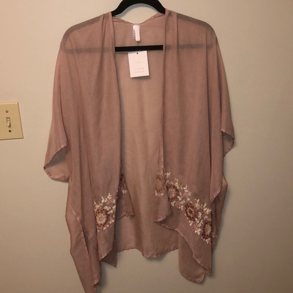 LC Lauren Conrad Jackets & Blazers - Lauren Conrad Kimono